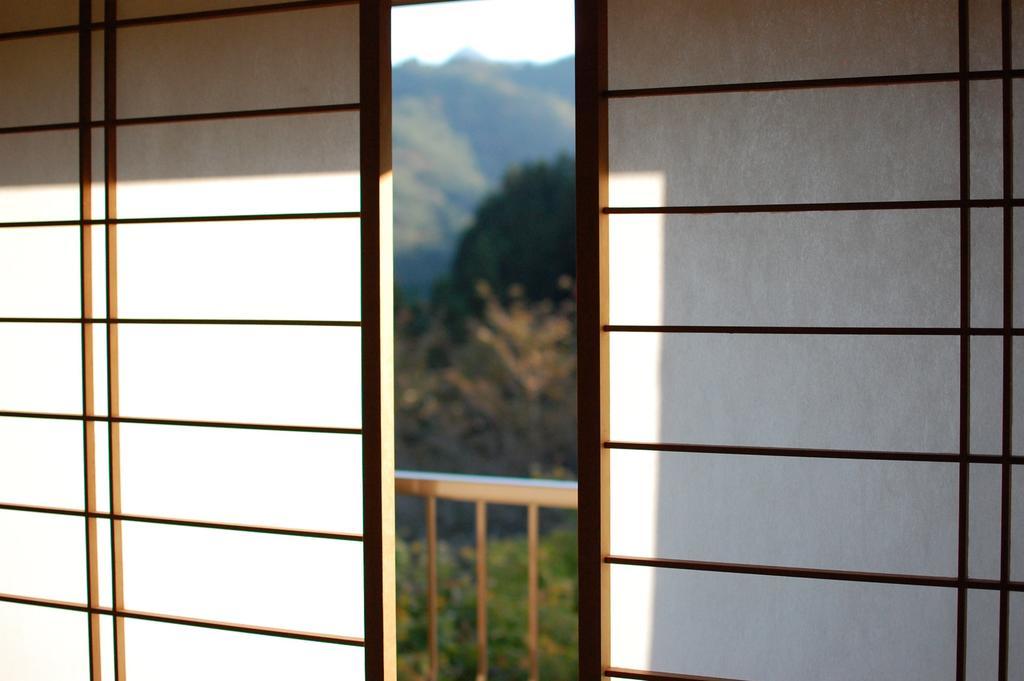 Sawatari Onsen Miyataya Ryokan Nakanojo Habitación foto